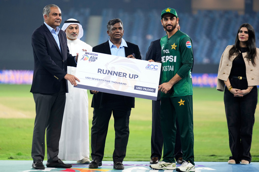 Pakistan's captain Salman Agha receives the runner up award after India won the Asia Cup cricket final against Pakistan at Dubai International Cricket Stadium, United Arab Emirates, Sunday, Sept. 28, 2025. (AP Photo/Altaf Qadri) Pakistan's captain Salman Agha receives the runner up award after India won the Asia Cup cricket final against Pakistan at Dubai International Cricket Stadium, United Arab Emirates, Sunday, Sept. 28, 2025. (AP Photo/Altaf Qadri)
