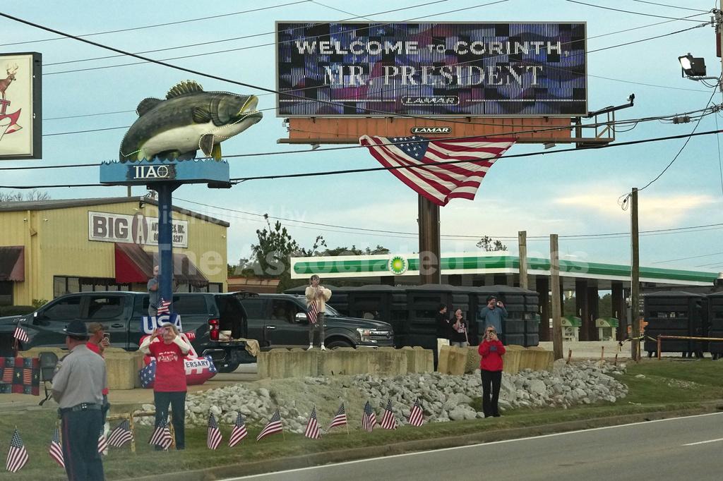 Trump campaigns Mississippi, highlighting Republicans' challenges - KXL