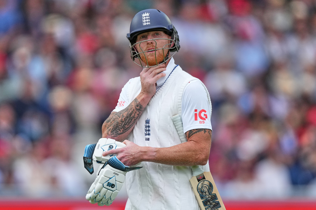England's Ben Stokes leaves the pitch after losing his wicket during the second day of the test match between England and New Zealand at Lord's cricket ground in London, Friday, June 5, 2026. (AP Photo/Kirsty Wigglesworth)
