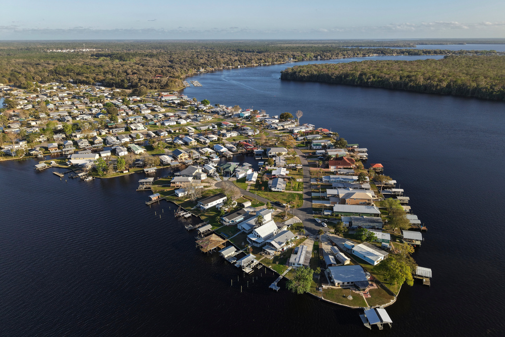 The town of Welaka on the St. Johns River is visible Thursday, March 5, 2026, in Welaka, Fla. (AP Photo/Daniel Kozin)