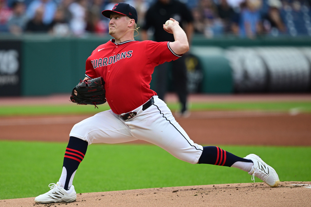 Cleveland Guardians starting pitcher Parker Messick delivers during the first inning of a baseball game against the San Francisco Giants, Wednesday, Aug. 19, 2026, in Cleveland. (AP Photo/David Dermer)