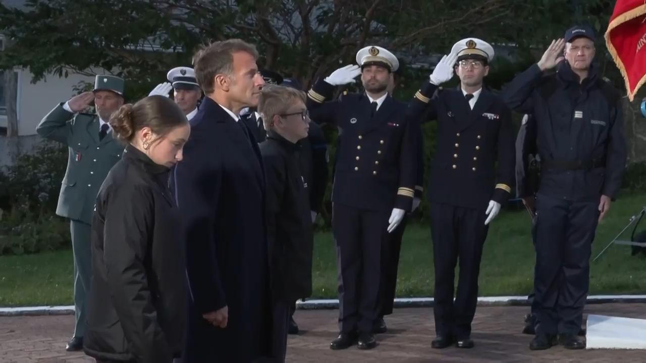 French President Emmanuel Macron arrived on Saturday to visit the French territory of Saint-Pierre-et-Miquelon off the coast of Canada&rsquo;s Newfoundland. Upon his arrival, Macron met with elected officials and laid a wreath at a memorial to volunteer enlistees.
