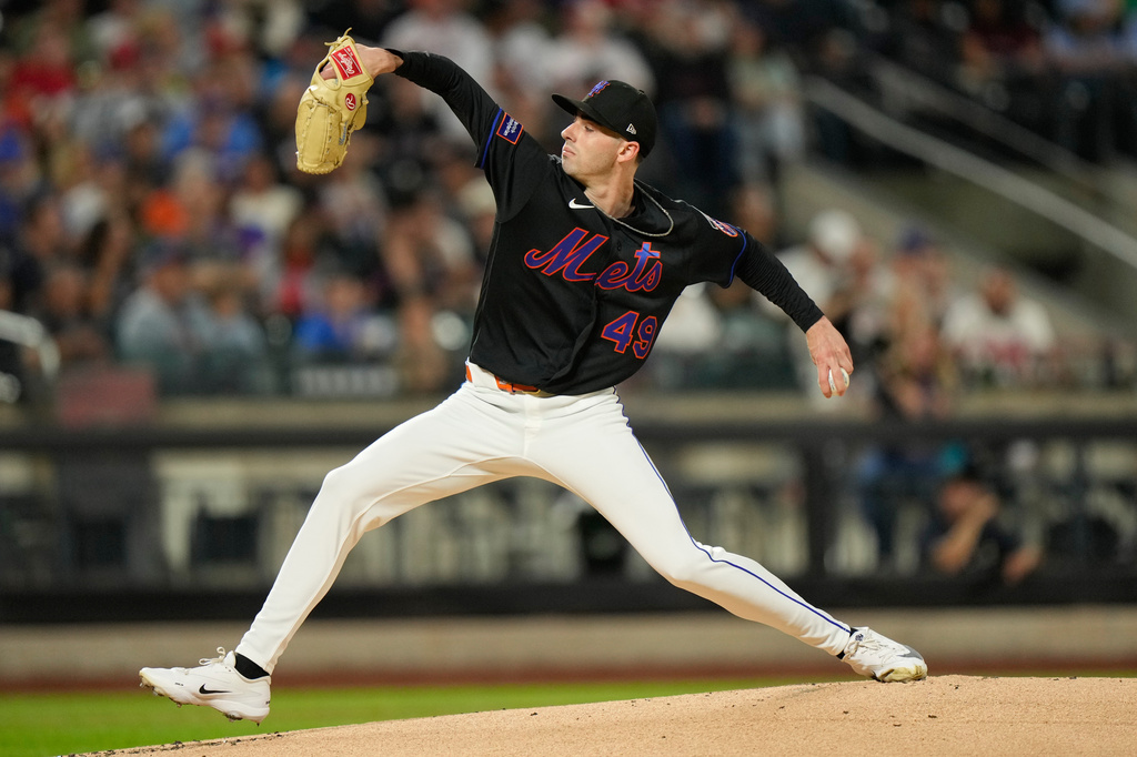 New York Mets pitcher Zac Thornton throws during the first inning of a baseball game against the Philadelphia Phillies, Friday, Sept. 18, 2026, in New York. (AP Photo/Seth Wenig)