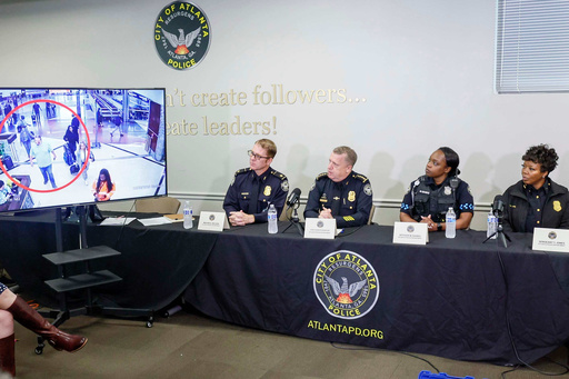 Atlanta Police Chief Darin Schierbaum, along with Major David Wilson and the officers involved in the arrest of Billy Joel Cagle at Hartsfield-Jackson Atlanta International Airport yesterday, speak during a news conference, Tuesday, Oct. 21, 2025. (Miguel Martinez/Atlanta Journal-Constitution via AP) Atlanta Police Chief Darin Schierbaum, along with Major David Wilson and the officers involved in the arrest of Billy Joel Cagle at Hartsfield-Jackson Atlanta International Airport yesterday, speak during a news conference, Tuesday, Oct. 21, 2025. (Miguel Martinez/Atlanta Journal-Constitution via AP)