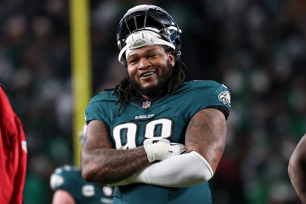 FILE - Philadelphia Eagles defensive tackle Jalen Carter (98) looks on between plays during the second half of an NFL wild card playoff football game against the San Francisco 49ers, Sunday, Jan. 11, 2026, in Philadelphia. (AP Photo/Terrance Williams, File)