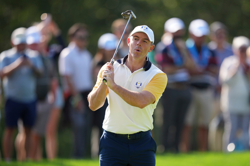 Europe's Rory McIlroy, of Northern Ireland, reacts after missing a putt on the second hole during a practice round for the Ryder Cup golf tournament, Tuesday, Sept. 23, 2025, in Farmingdale, N.Y., at Bethpage State Park's Black Course. (AP Photo/Matt Slocum)