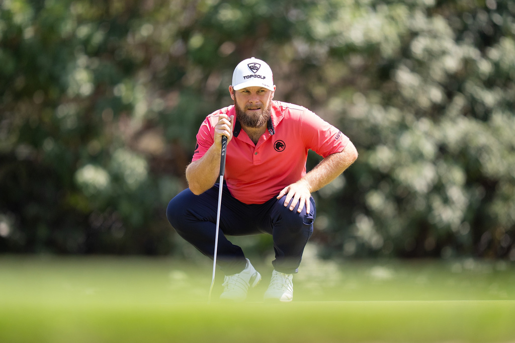 Tyrrell Hatton, of Legion XIII, reads his putt on the 11th green during the third round of LIV Golf Mexico City tournament, Saturday, April 18, 2026, in Naucalpan, Mexico. (Mateo Villalba/LIV Golf via AP)