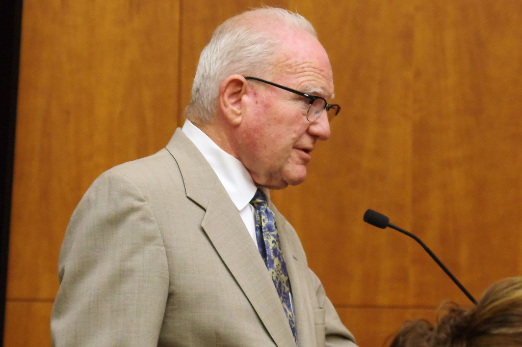 Defense Attorney Kevin Reddington begins his questioning of witness Dr. Phillip Resnick during the Lindsay Clancy murder trial, Friday, Aug. 21, 2026, in Plymouth, Mass. (Mark Chavous/The Enterprise via AP, Pool)