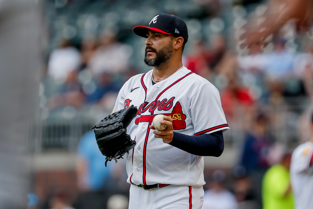Atlanta Braves pitcher Martín Pérez pauses in between Tampa Bay Rays batter during the first inning of a baseball game, Thursday, Sept. 10, 2026, in Atlanta. (AP Photo/Erik S. Lesser)