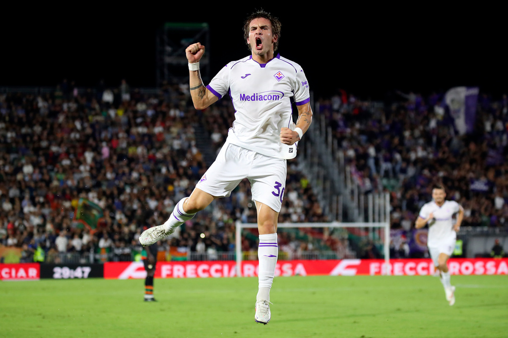 Fiorentina's Franco Mastantuono celebrates after scoring a goal during the Serie A soccer match between Venezia FC and Fiorentina, Friday, Sept. 11, 2026, in Venice, Italy. (Paola Garbuio/LaPresse)