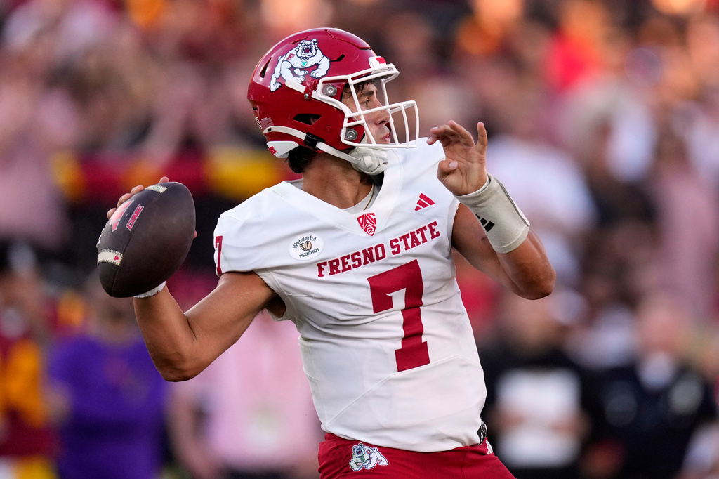 Fresno State quarterback Jayden Mandal passes during the first half of an NCAA college football game against Southern California, Friday, Sept. 4, 2026, in Los Angeles. (AP Photo/Mark J. Terrill)