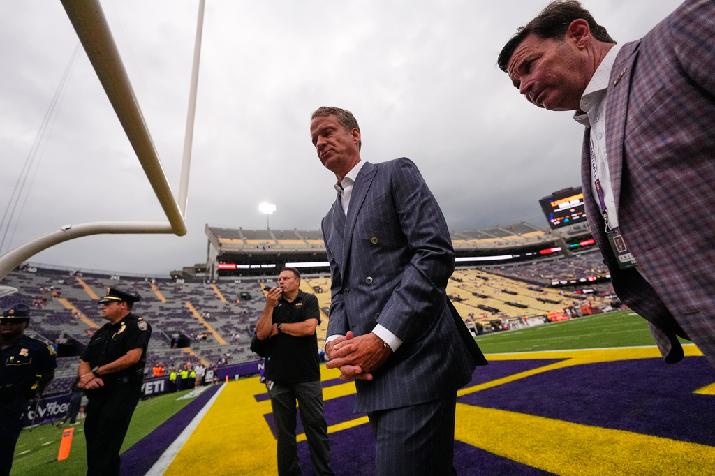 LSU head coach Lane Kiffin talks on the field before an NCAA college football game against Clemson, Saturday, Sept. 5, 2026 in Baton Rouge, La. (AP Photo/Gerald Herbert)