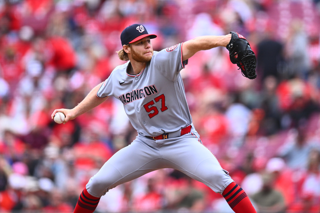Washington Nationals pitcher Zak Kent throws during the fifth inning of a baseball game against the Cincinnati Reds in Cincinnati, Thursday, May 14, 2026. (AP Photo/Ben Jackson)