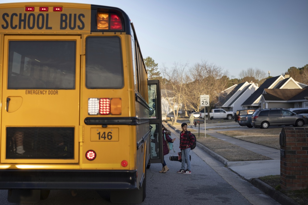 Tired of diesel fumes, these moms are pushing for electric school buses - Vimarsana News