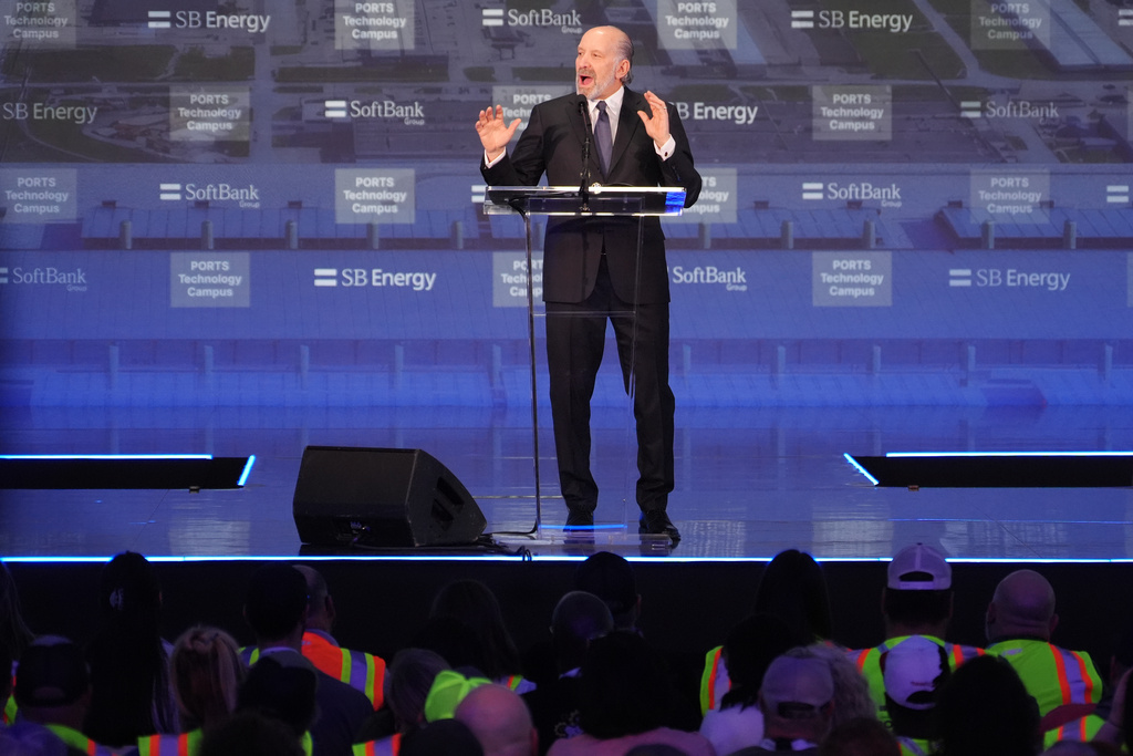 Howard Lutnick, Secretary of Commerce, speaks during an announcement for a new data center Friday, March 20, 2026, in Piketon, Ohio. (AP Photo/Joshua A. Bickel)
