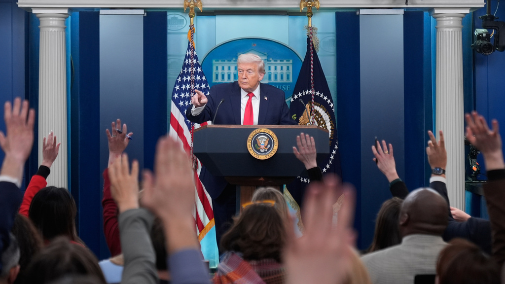 President Donald Trump speaks during a press briefing at the White House in Washington, Tuesday, Jan. 20, 2026. (AP Photo/Mark Schiefelbein)