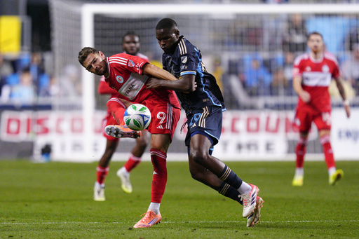 Chicago Fire's Hugo Cuypers, left, kicks the ball past Philadelphia Union's Olwethu Makhanya, front right, in the first half of Game 1 in the first round of MLS soccer's Eastern Conference playoffs, Sunday, Oct. 26, 2025, in Chester, Pa. (AP Photo/Derik Hamilton) Chicago Fire's Hugo Cuypers, left, kicks the ball past Philadelphia Union's Olwethu Makhanya, front right, in the first half of Game 1 in the first round of MLS soccer's Eastern Conference playoffs, Sunday, Oct. 26, 2025, in Chester, Pa. (AP Photo/Derik Hamilton)