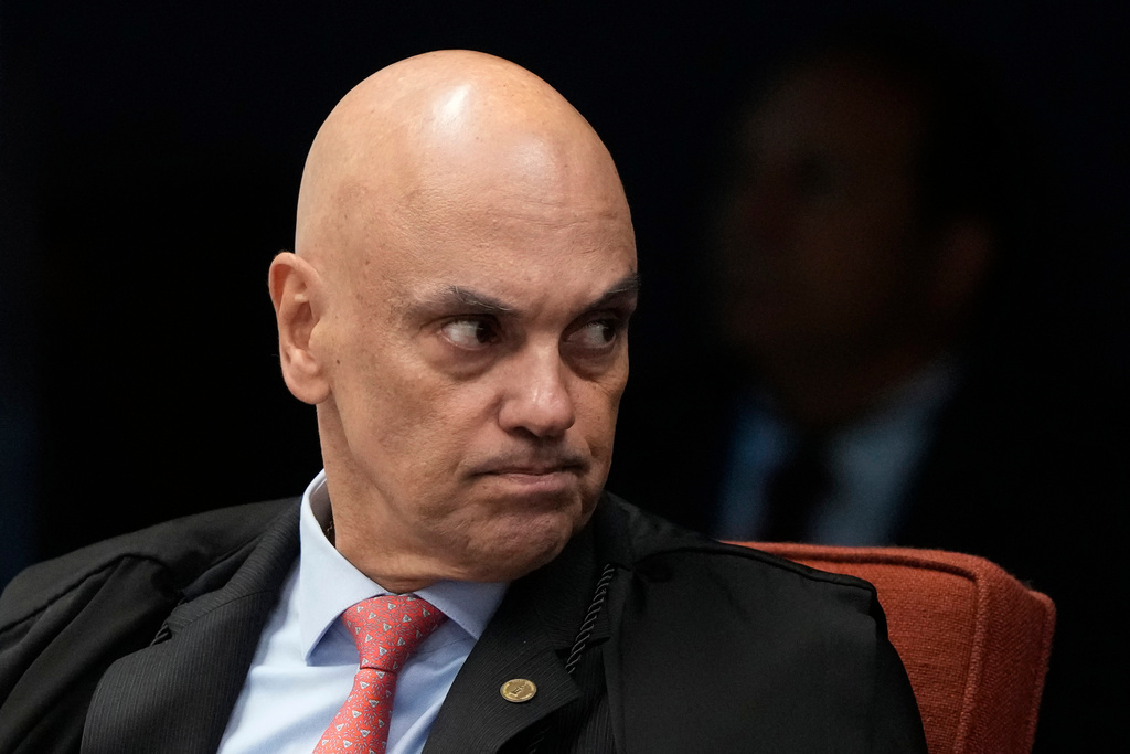 Judge Alexandre de Moraes attends the first day of trial of those accused of ordering the murder of councilwoman Marielle Franco at the Supreme Court in Brasilia, Brazil, Tuesday, Feb. 24, 2026. (AP Photo/Eraldo Peres)