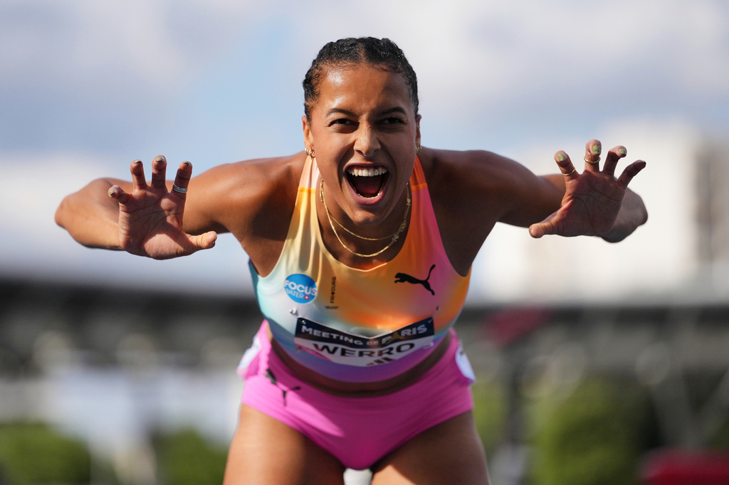FILE - Audrey Werro of Switzerland, poses after winning the women's 800 meters at the Meeting de Paris Diamond League athletics meet in Paris, June 28, 2026. (AP Photo/Aurelien Morissard, File)