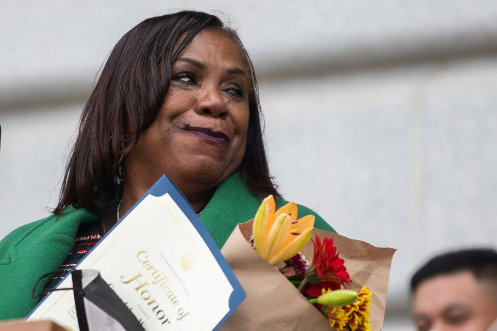 Gwendolyn Westbrook of The United Council of Human Services speaks after being presented with an award by San Francisco Mayor London Breed to honor her service during a ceremony honoring unsung neighborhood heroes of the pandemic at City Hall, in San Francisco, Nov. 15, 2021. (Jessica Christian/San Francisco Chronicle via AP)