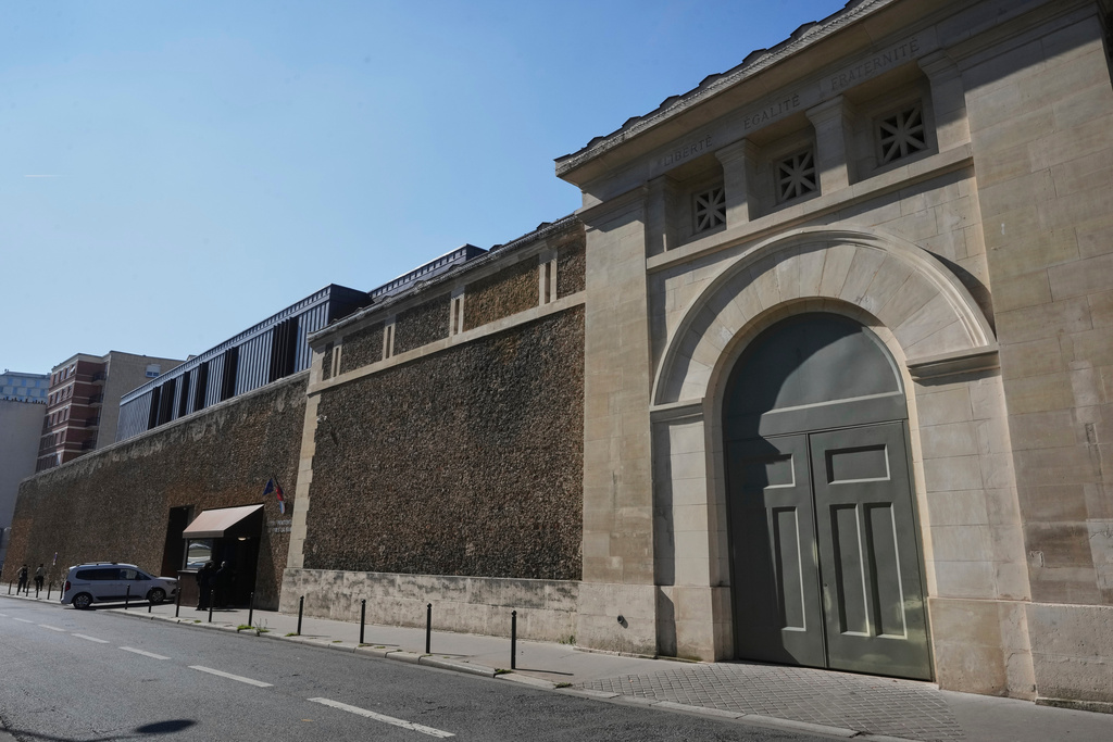 FILE - View of an entrance of La Sante prison , Monday, Sept, 29, 2025, in Paris. (AP Photo/Michel Euler, File)