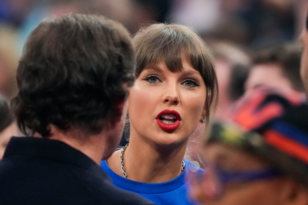 Taylor Swift arrives prior to Game 4 of the NBA Finals basketball series between the San Antonio Spurs and the New York Knicks, Wednesday, June 10, 2026, in New York. (AP Photo/Ross D. Franklin)