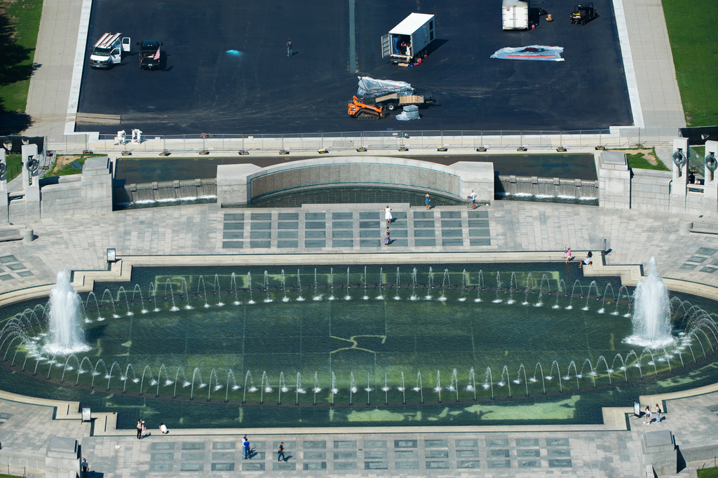The World War II Memorial and the Lincoln Memorial Reflecting Pool are seen from the Washington Monument, Wednesday, Aug. 19, 2026, in Washington. (AP Photo/Alex Brandon)