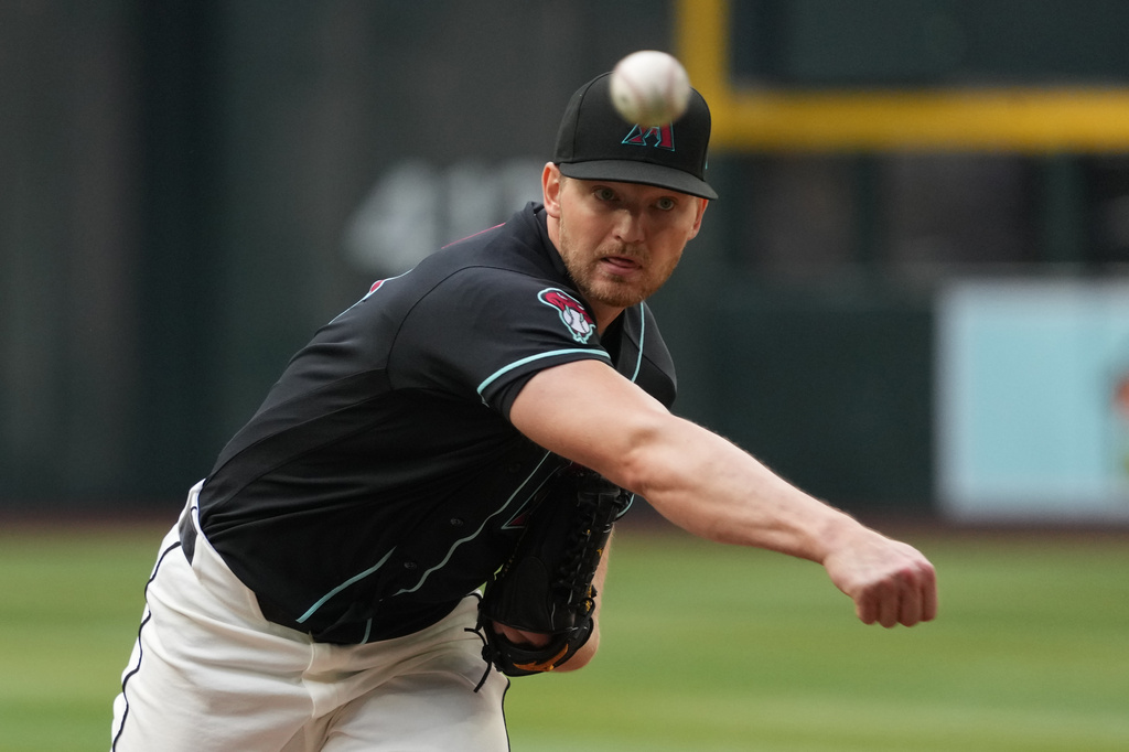 Arizona Diamondbacks pitcher Michael Soroka throws against the Atlanta Braves in the first inning of a baseball game, Saturday, April 4, 2026, in Phoenix. (AP Photo/Rick Scuteri)