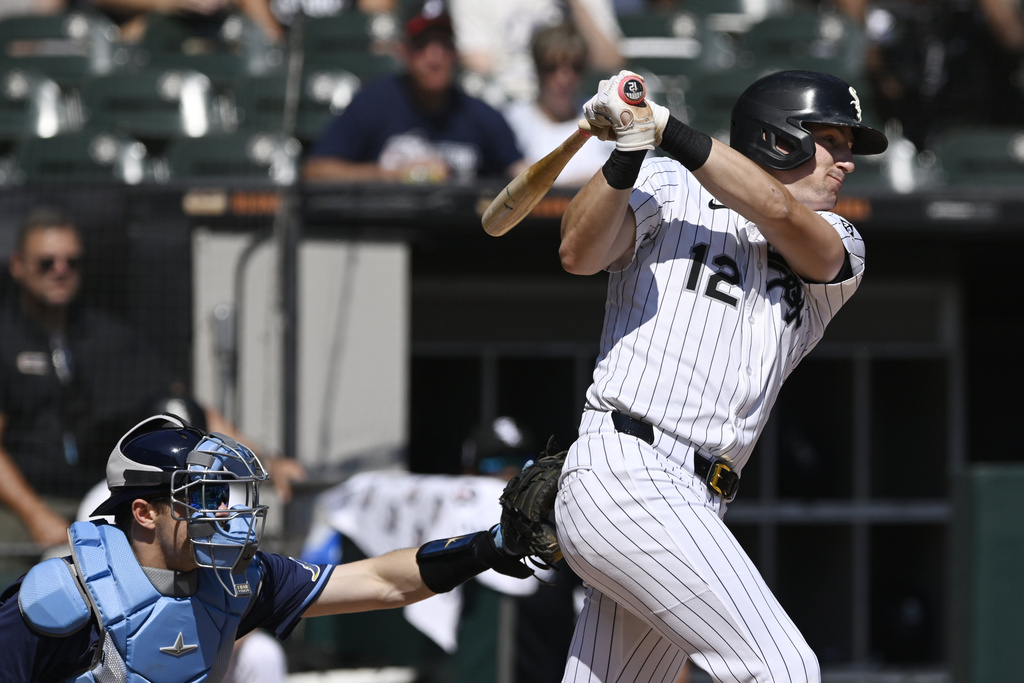 Chicago White Sox's Colson Montgomery watches his two-run single during the first inning of a baseball game against the Tampa Bay Rays, Thursday, Sept. 11, 2025, in Chicago. (AP Photo/Paul Beaty)