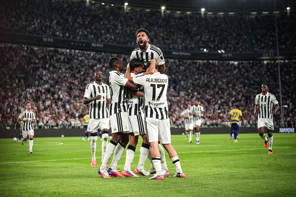 Juventus's Nico Gonzalez celebrates after scoring the 1-0 goal for his team during the Serie A soccer match between Juventus and Parma in Turin, Italy, Saturday, Aug. 29, 2026. (Marco Alpozzi/LaPresse via AP)