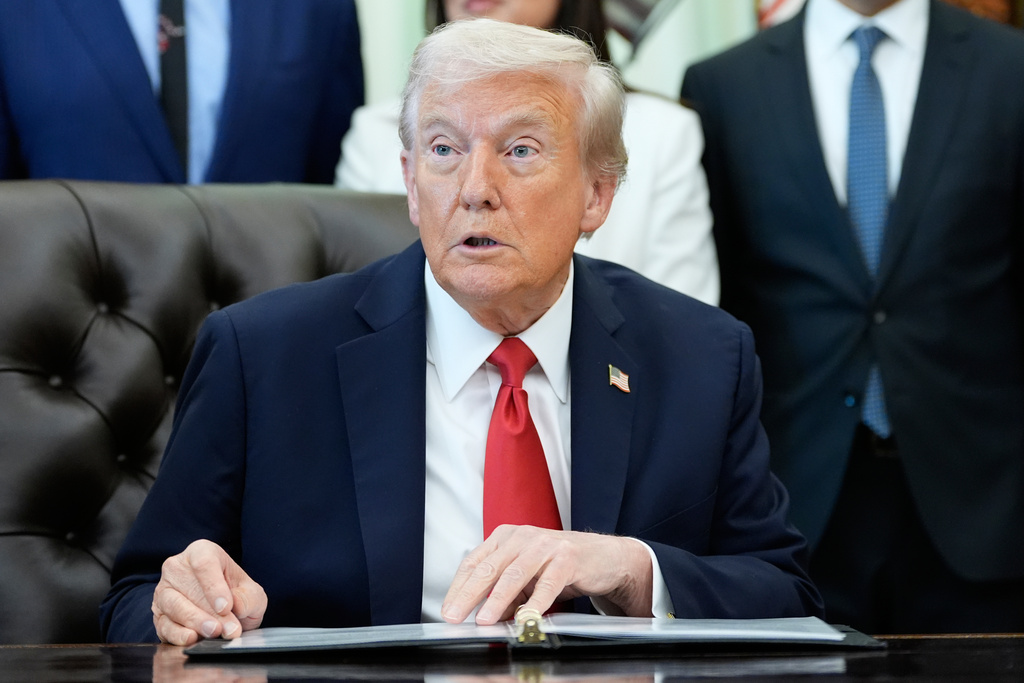 President Donald Trump speaks in the Oval Office of the White House, Thursday, Oct. 16, 2025, in Washington. (AP Photo/Alex Brandon)