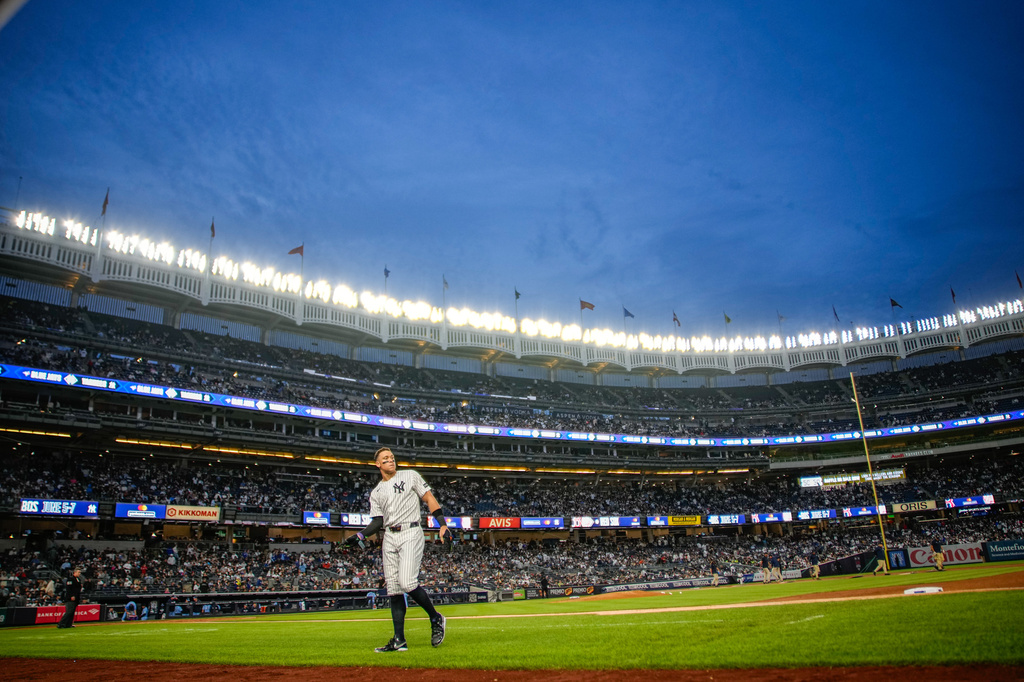 New York Yankees Aaron Judge (99), exits the field after been out in first base during the third inning of a baseball game against the Toronto Blue Jays, Thursday, May 21, 2026. in New York. (AP Photo/Eduardo Munoz Alvarez)