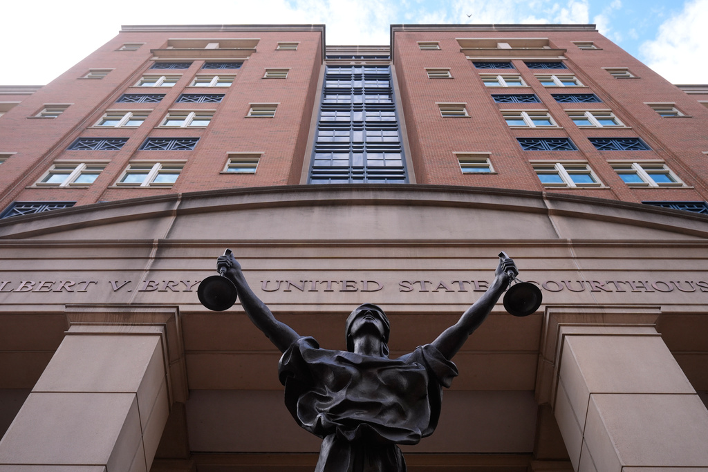 The Albert V. Bryan United States Courthouse is pictured, Thursday, Sept. 25, 2025, in Alexandria, Va. (AP Photo/Mark Schiefelbein)