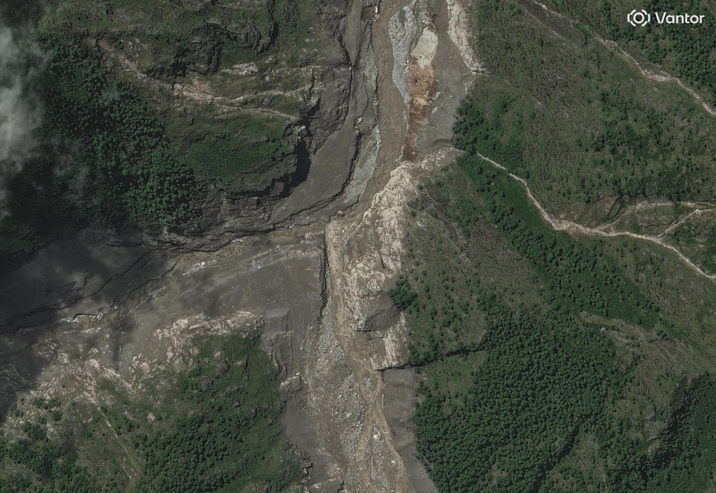 This satellite image provided by Vantor shows the China-Nepal border and the destroyed Rasuwagadhi border post in Nepal on Thursday, Aug. 27, 2026. (Satellite image ©2026 Vantor via AP)
