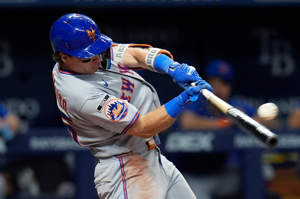 New York Mets' Nick Morabito connects for a three-run double off Tampa Bay Rays pitcher Manuel Rodríguez during the seventh inning of a baseball game Wednesday, Sept. 2, 2026, in St. Petersburg, Fla. (AP Photo/Chris O'Meara)