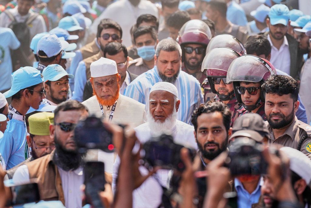 Jamaat-e-Islami leader Shafiqur Rahman arrives to attend the last day of an election rally for Bangladesh Khilafat Majlis candidate Mamunul Haque, organized by the eleven party alliance in Dhaka, Bangladesh, Monday, Feb. 9, 2026. (AP Photo/Anupam Nath)