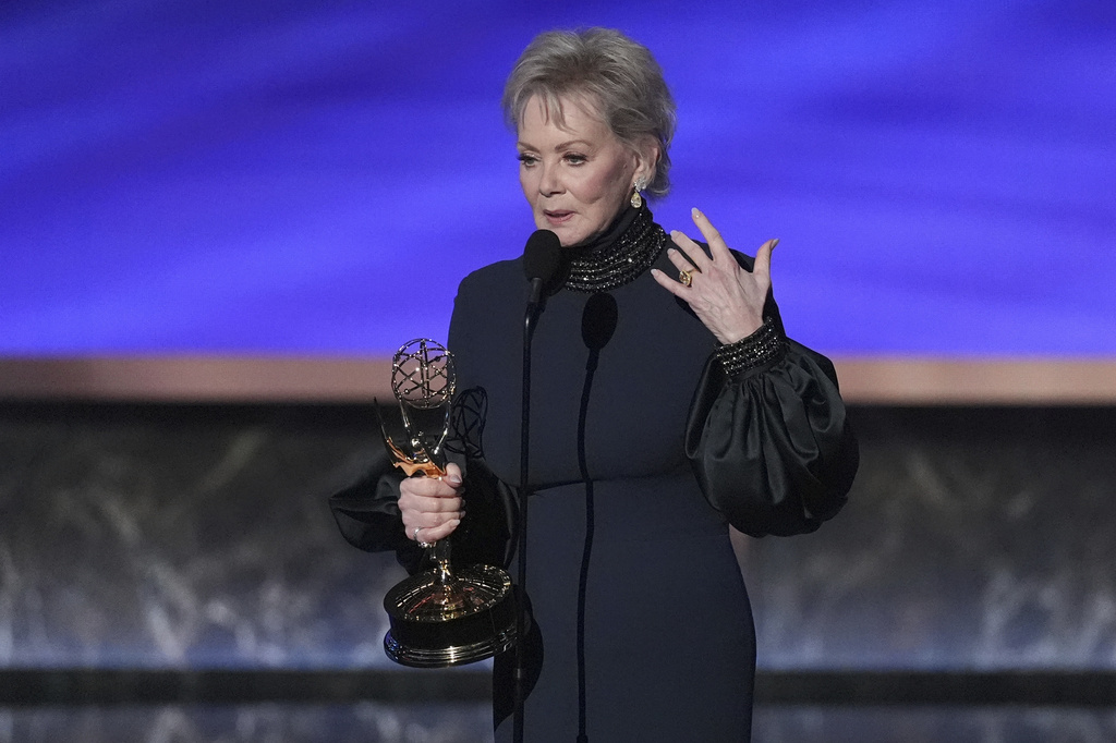 Jean Smart accepts the award for outstanding lead actress in a comedy series for "Hacks" during the 77th Primetime Emmy Awards on Sunday, Sept. 14, 2025, at the Peacock Theater in Los Angeles. (AP Photo/Chris Pizzello)