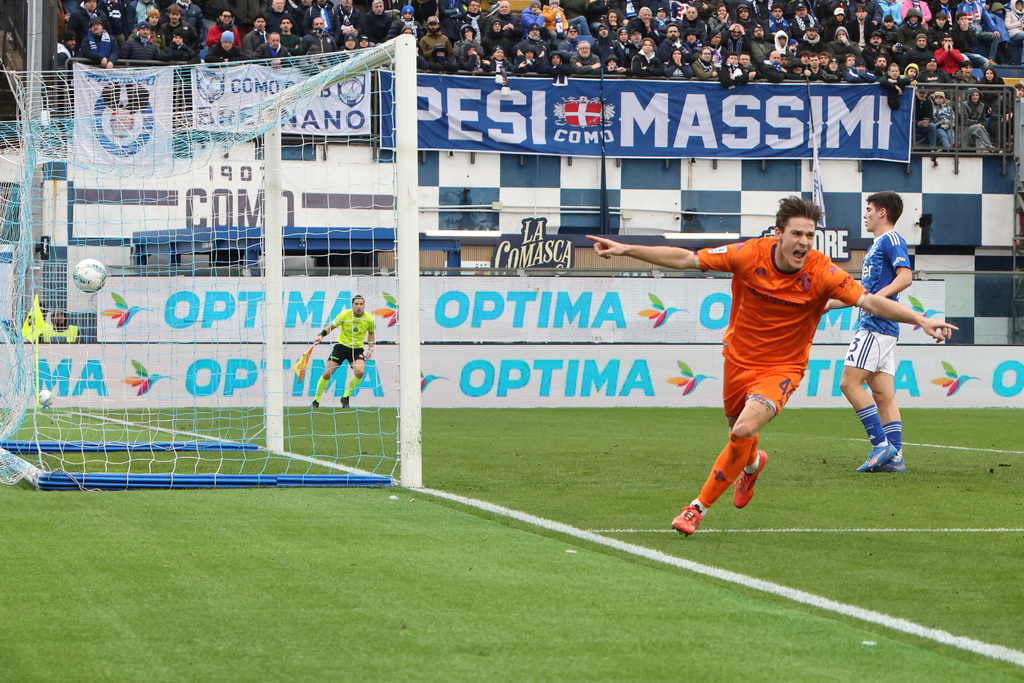 Fiorentina's Nicolo Fagioli celebrates after scoring during the Serie A soccer match between Como and Fiorentina, in Como, Italy, Saturday Feb. 14, 2026. (Antonio Saia/LaPresse via AP)