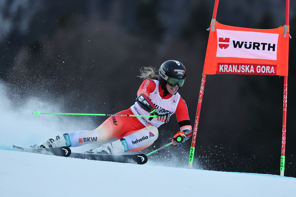 Switzerland's Camille Rast speeds down the course during an alpine ski, women¥s World Cup giant slalom in Kranjska Gora, Slovenia, Saturday, Jan. 3, 2026. (AP Photo/Marco Trovati)