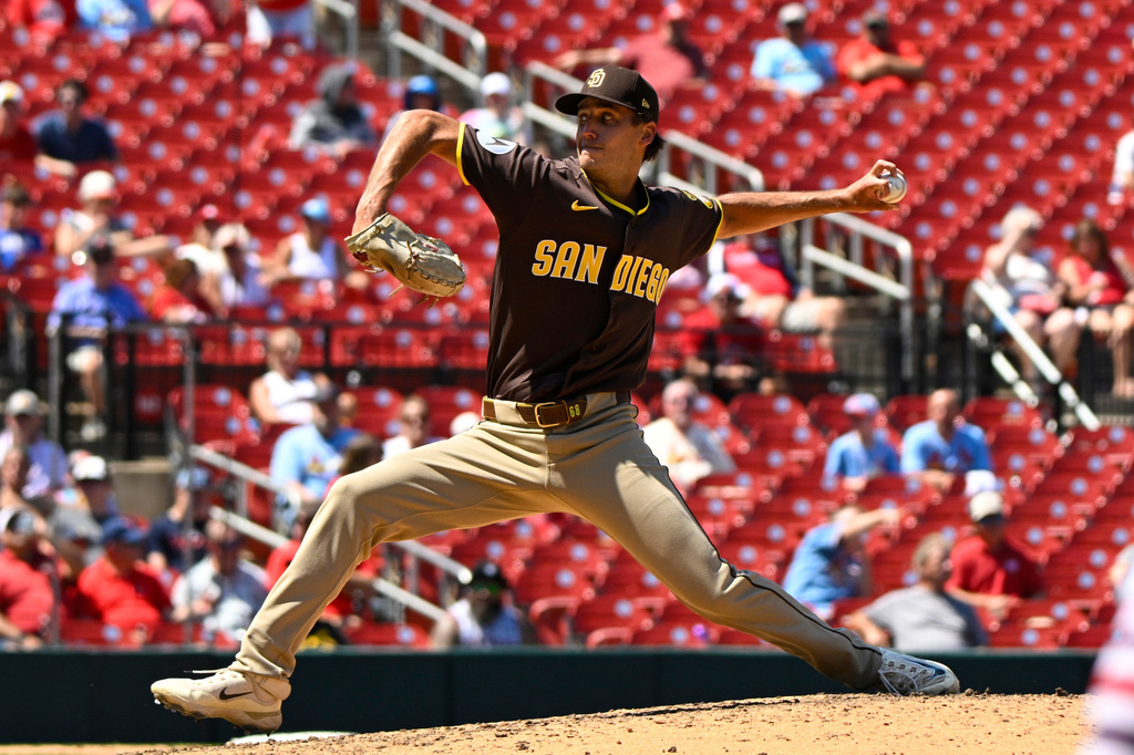 San Diego Padres Kyle Hart pitches during the bottom of the seventh inning of a baseball game against the St. Louis Cardinals, Wednesday, June 17, 2026, in St. Louis. (AP Photo/Lexie Knight)