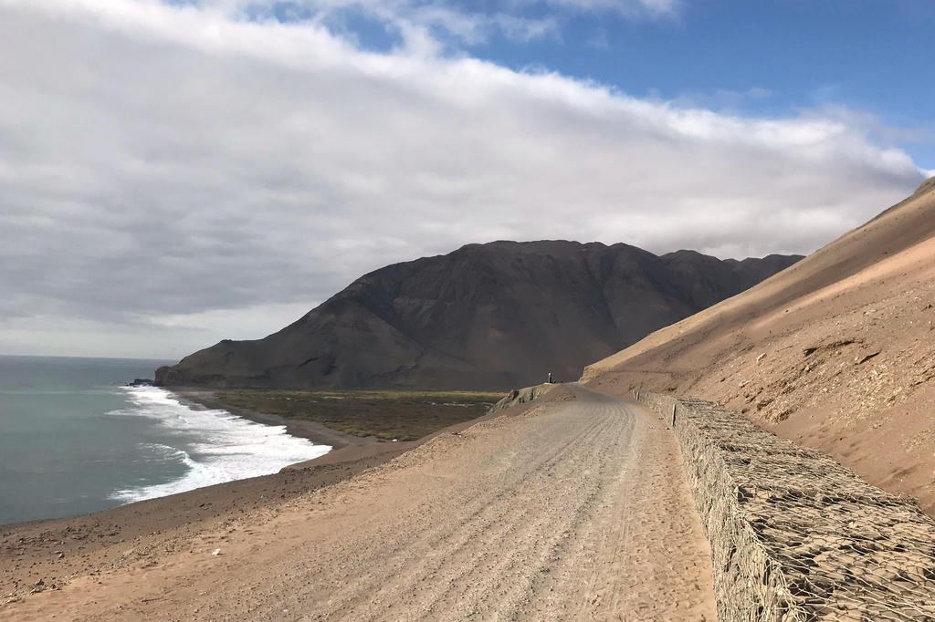 This photo provided by Bernardo Arriaza shows the Camarones coast on Nov. 2, 2018, in Northern Chile, where scientists found evidence of ancient smallpox infections. (Bernardo Arriaza via AP)