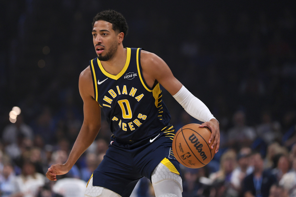 Indiana Pacers guard Tyrese Haliburton handles the ball during the first half of a preseason NBA basketball game against the Oklahoma City Thunder, Tuesday, Oct. 13, 2026, in Oklahoma City. (AP Photo/Nate Billings)