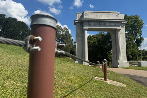 The gateway to the Vicksburg National Military Park tour road sits closed Wednesday, Oct. 1, 2025, in Vicksburg, Miss. (AP Photo/Sophie Bates) The gateway to the Vicksburg National Military Park tour road sits closed Wednesday, Oct. 1, 2025, in Vicksburg, Miss. (AP Photo/Sophie Bates)