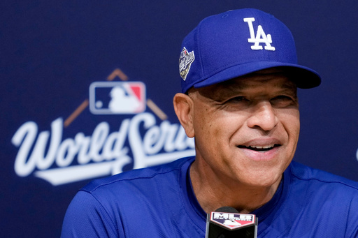 Los Angeles Dodgers manager Dave Roberts speaks prior to Game 4 of baseball's World Series against the Toronto Blue Jays, Tuesday, Oct. 28, 2025, in Los Angeles. (AP Photo/Ashley Landis) Los Angeles Dodgers manager Dave Roberts speaks prior to Game 4 of baseball's World Series against the Toronto Blue Jays, Tuesday, Oct. 28, 2025, in Los Angeles. (AP Photo/Ashley Landis)