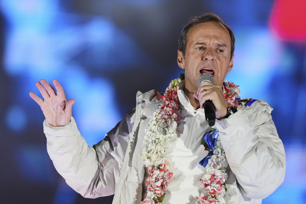 Presidential candidate Jorge "Tuto" Quiroga speaks during his closing campaign rally in La Paz, Bolivia, Wednesday, Aug. 13, 2025. (AP Photo/Natacha Pisarenko)