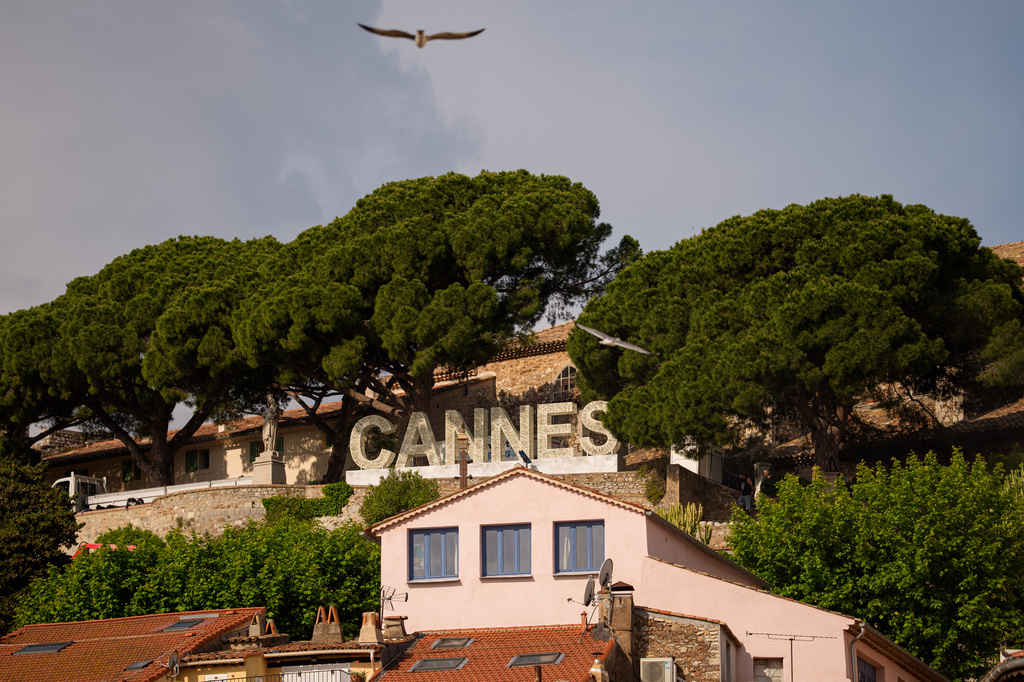 A view of the old town prior to the 79th international film festival, Cannes, southern France, Monday, May 11, 2026. (AP Photo/Andreea Alexandru)