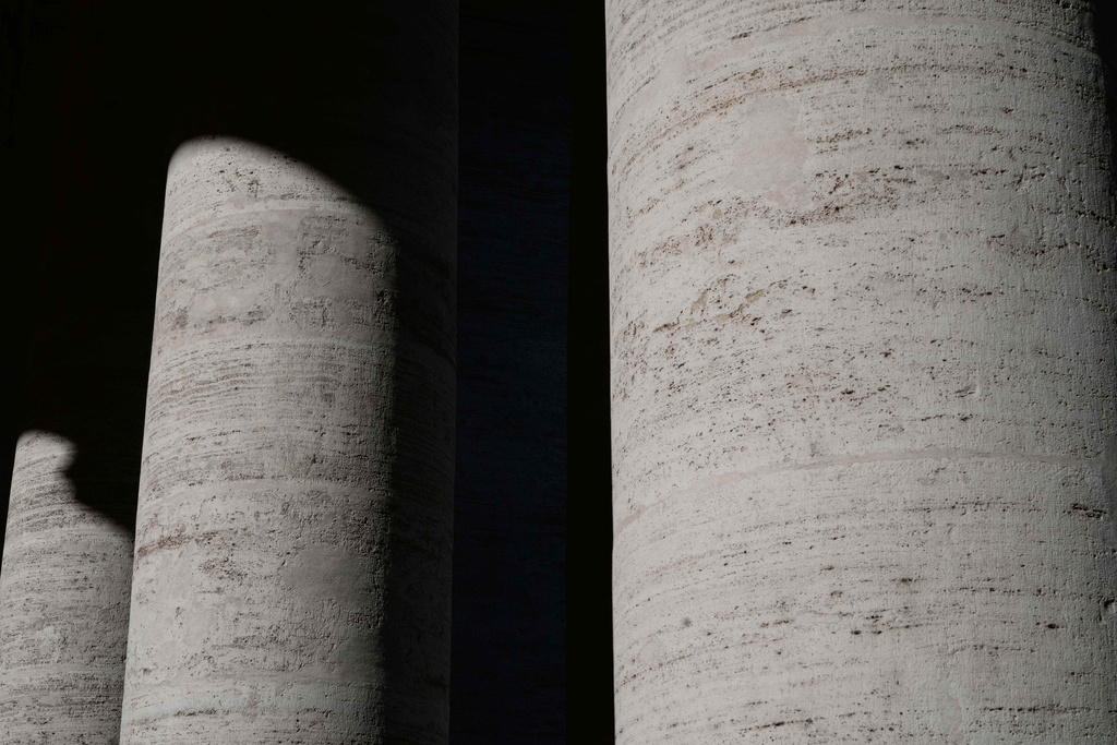 A view of Gian Lorenzo Bernini's 17th-century colonnade in St. Peter's Square in Vatican City, on Sunday, Feb. 15, 2026, which was built with travertine from Tivoli, Italy, 35 kilometers east of Rome. (AP Photo/Gregorio Borgia)