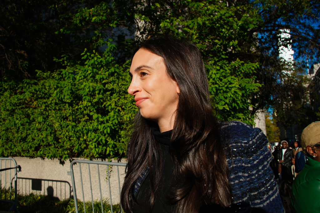 FILE - Sean "Diddy" Combs lawyer Teny Geragos arrives to the Manhattan federal court for the sentencing of Combs in New York, Friday, Oct. 3, 2025. (AP Photo/Eduardo Munoz Alvarez, File)