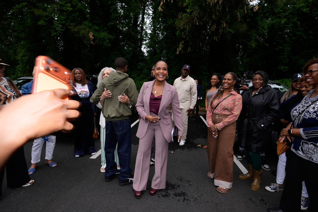 Democratic gubernatorial candidate Keisha Lance Bottoms, arrives to vote early in the Georgia Primary Election, Thursday, May 7, 2026, in Atlanta. (AP Photo/Brynn Anderson)