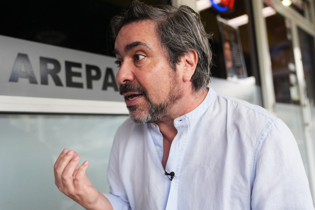 Frank Carreño, the former president of the Venezuelan American Chamber of Commerce, speaks about Venezuelan opposition leader Maria Corina Machado winning the Nobel Peace Prize, Friday, Oct. 10, 2025, in Doral, Fla. (AP Photo/Lynne Sladky)